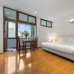 Granda Corner Apartment